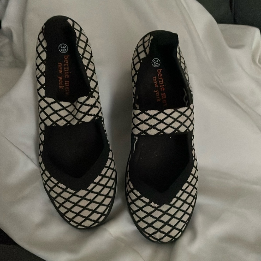 Casual Sneaker Like